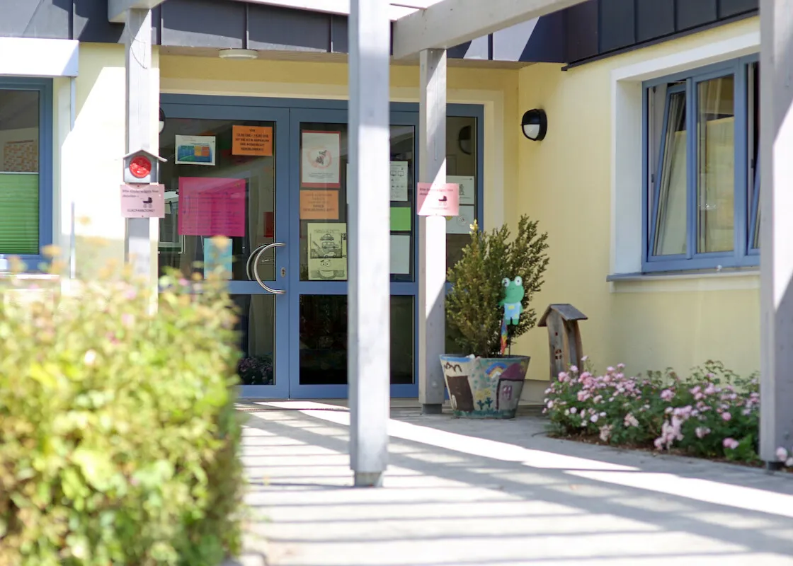 Quelle: Sandra Hirschke / fundus-medien.de Außenansicht der Kindertagesstätte